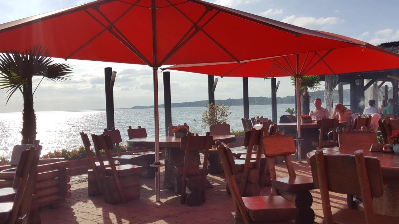 Ferienhaus "Biberburg Am Haff" Garz  Zewnętrze zdjęcie